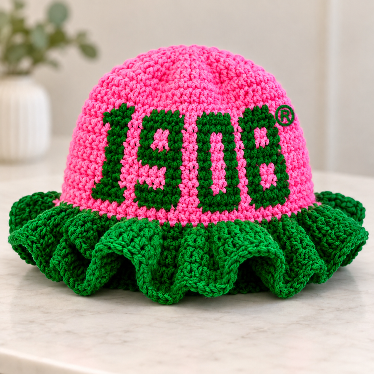 AKA crochet ruffle hat