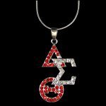 DELTA CRYSTAL NECKLACE