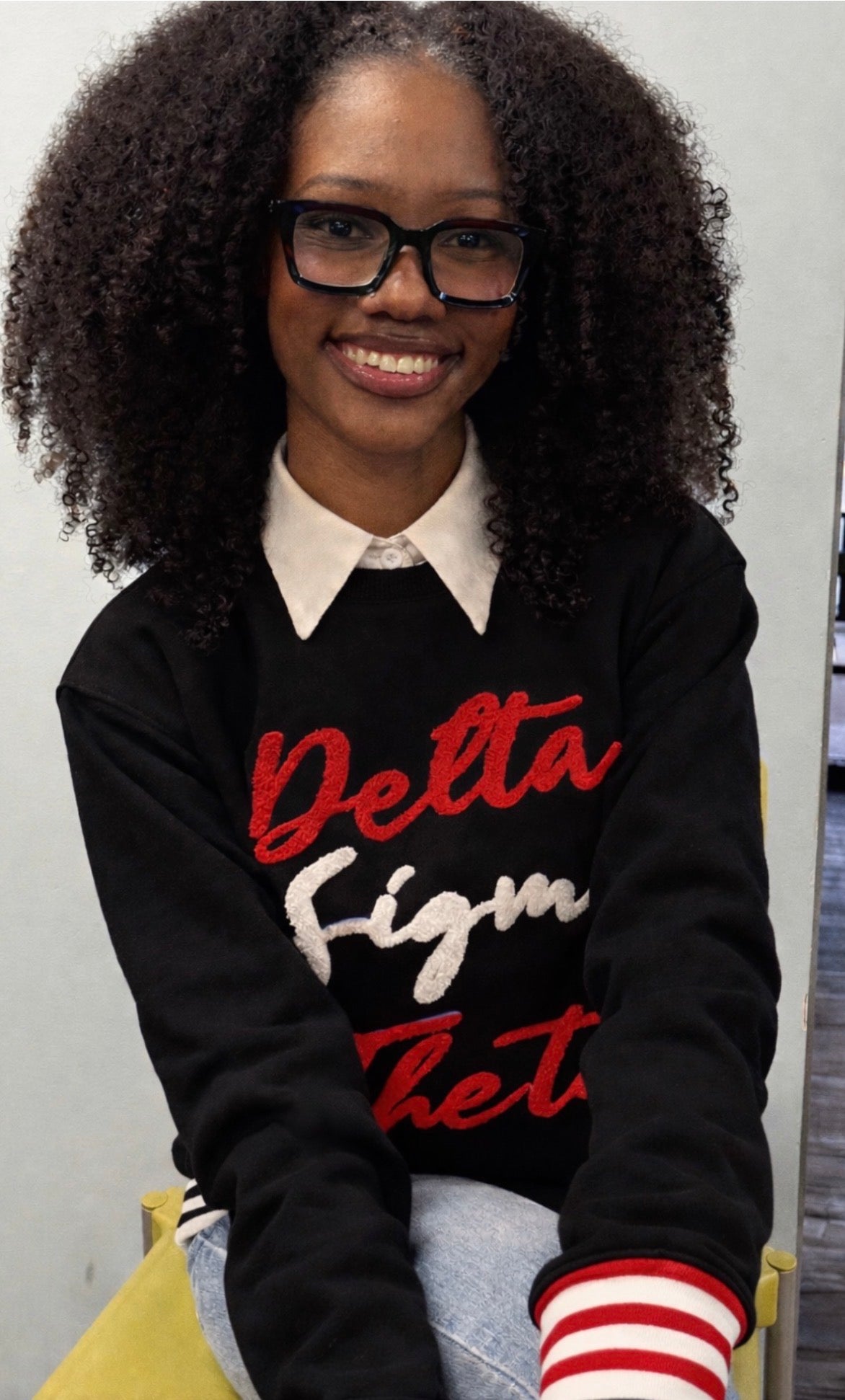 Delta Timeless Sweatshirt