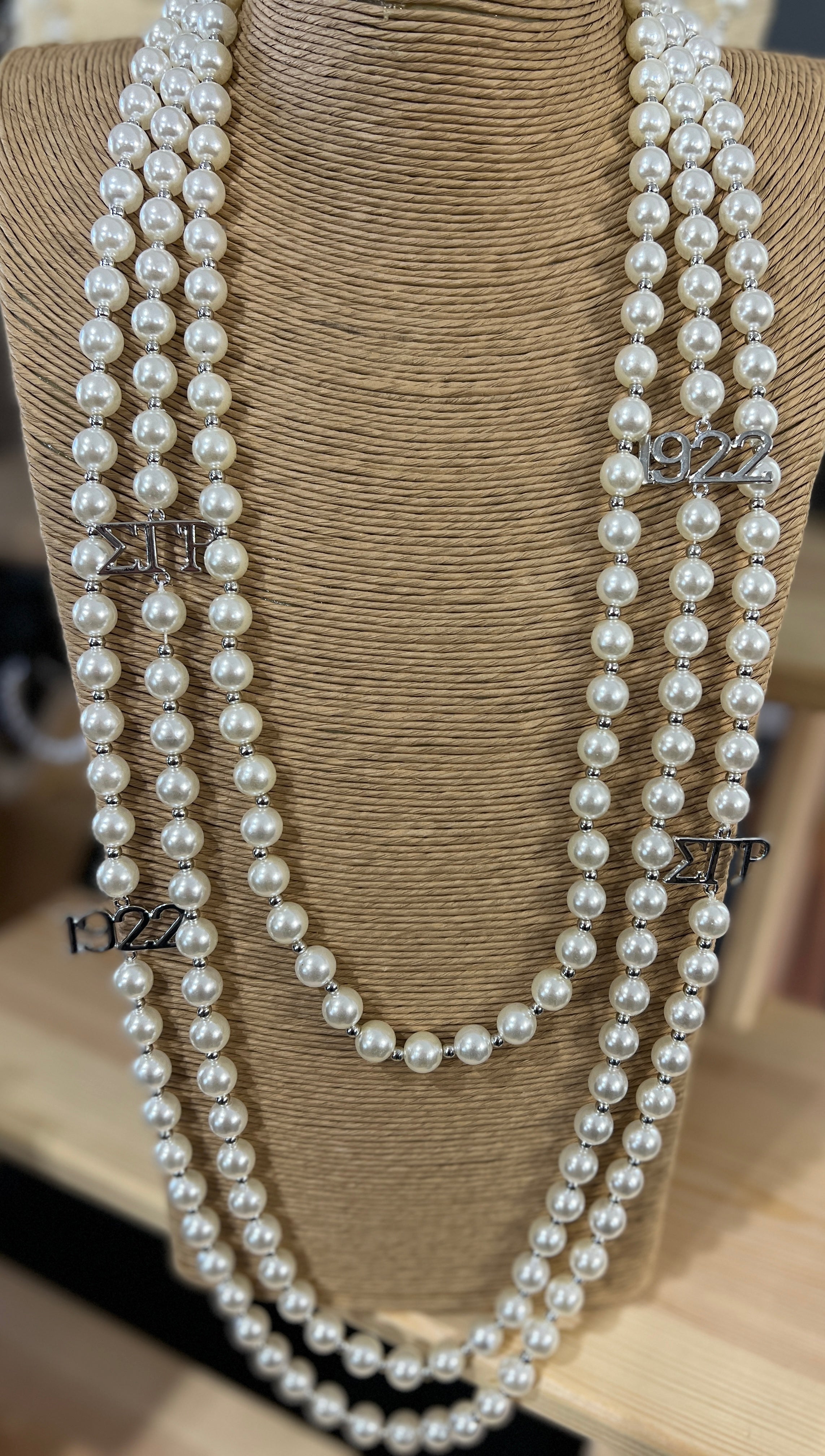 Necklace- Pearl- Three Strand- SGRHO