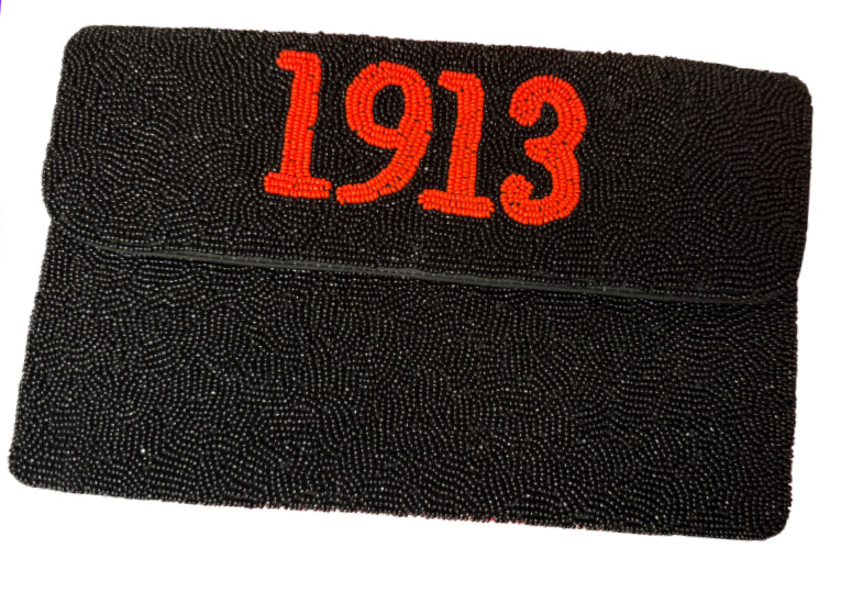 Delta Beaded clutch purse