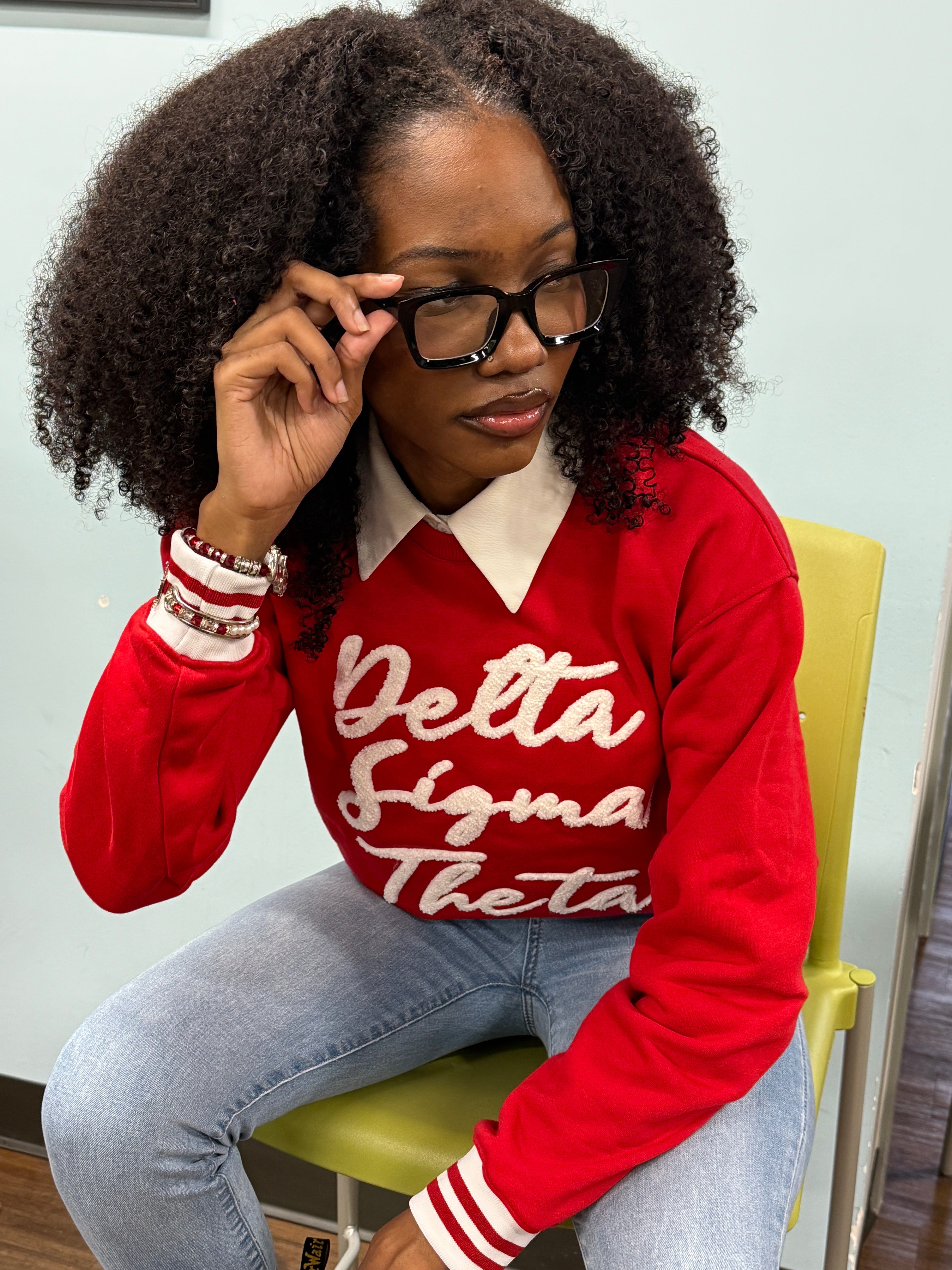 Delta Timeless Sweatshirt