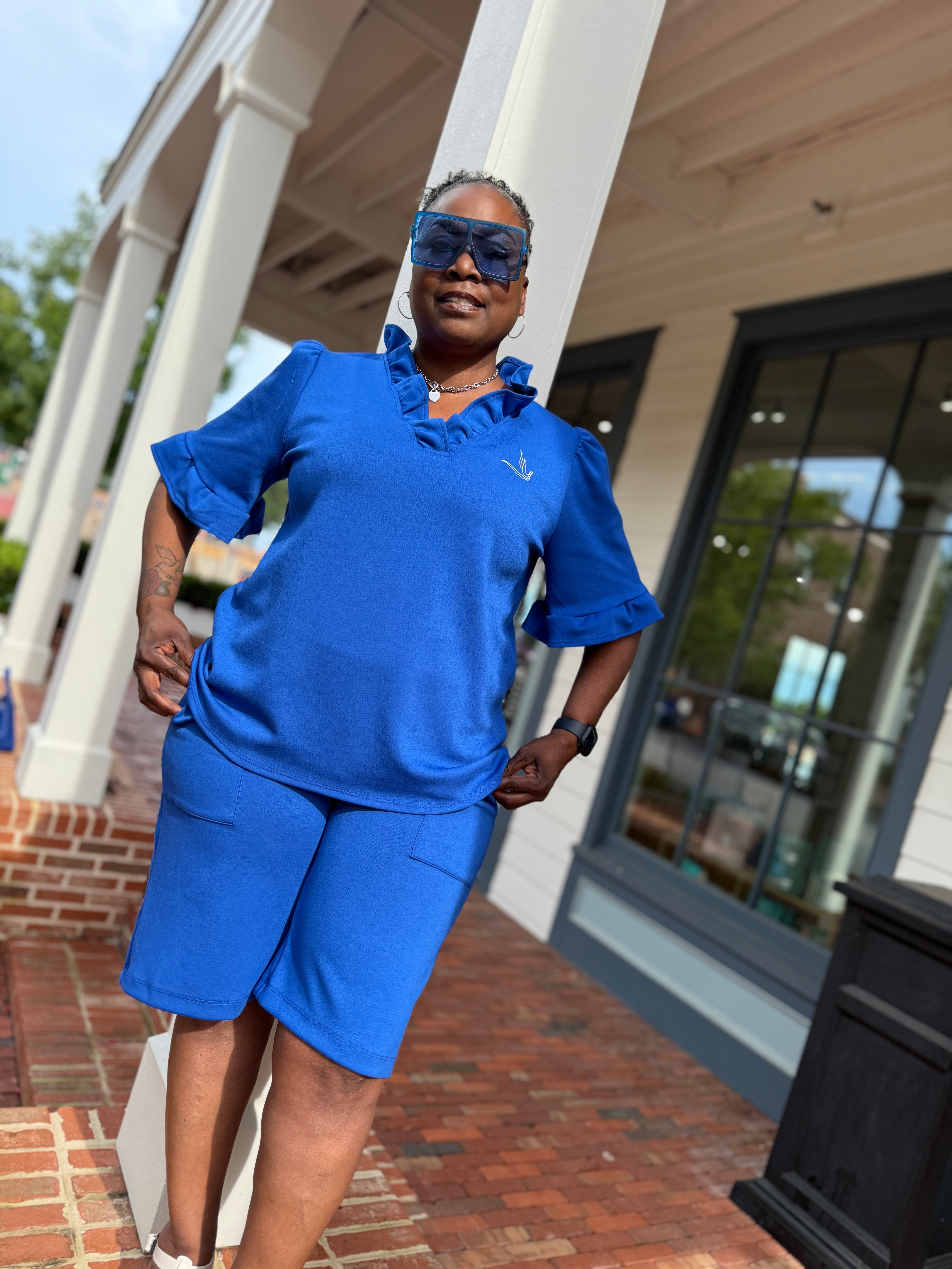 Poise &  Dove Short Set