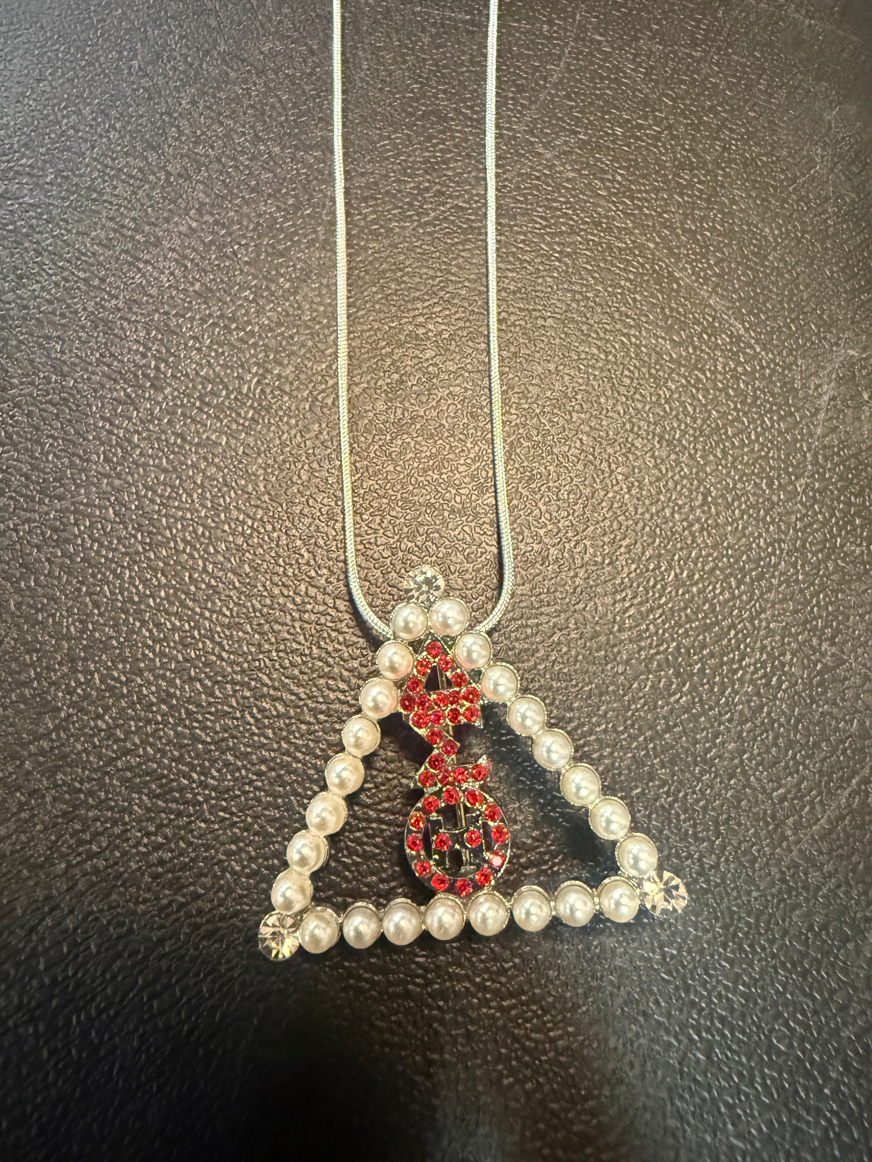 DELTA pearl pyramid necklace